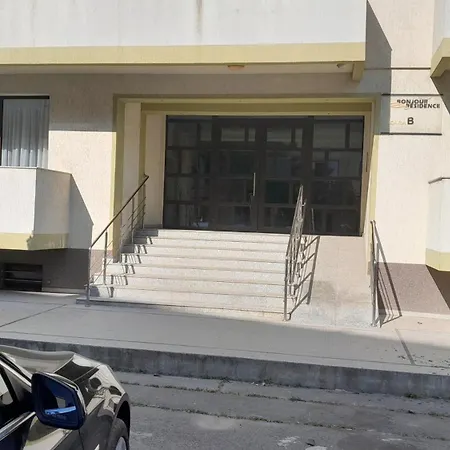 - 5 Min De Plaja - Self Check-in Apartamento